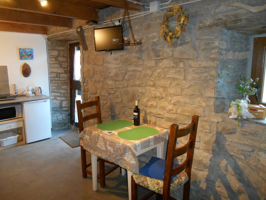 La Casa Nel Bosco-Senza Auto Guest House Ponte della Venturina Екстериор снимка
