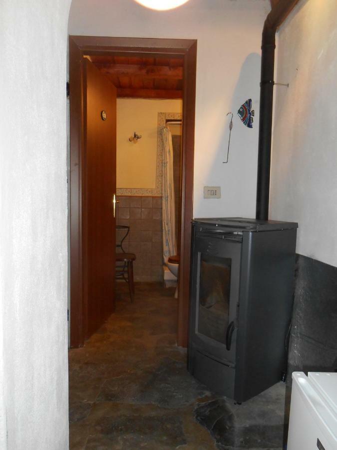 La Casa Nel Bosco-Senza Auto Guest House Ponte della Venturina Екстериор снимка